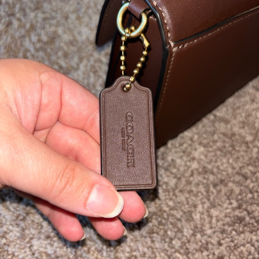 Coach Juno Bag in Maple - Picture 4 of 8